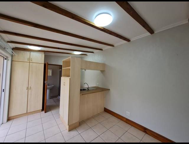 1 BEDROOM PROPERTY TO RENT IN CHRISMAR